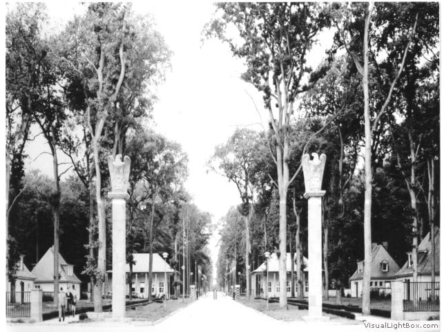 1936 Haupttor des Fliegerhorstes